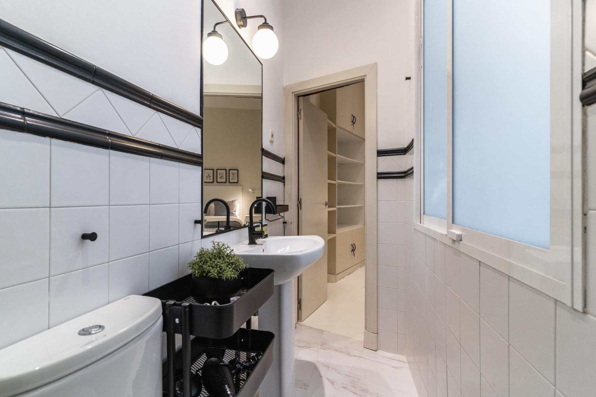 Spacious Modern-3Bedrooms 2Bathrooms-Plaza Mayor Madrid Eksteriør billede
