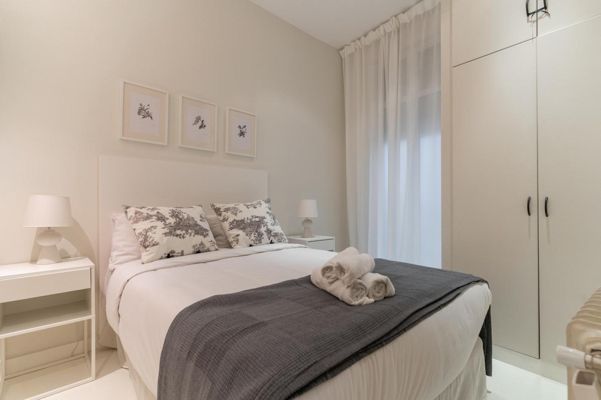 Spacious Modern-3Bedrooms 2Bathrooms-Plaza Mayor Madrid Eksteriør billede