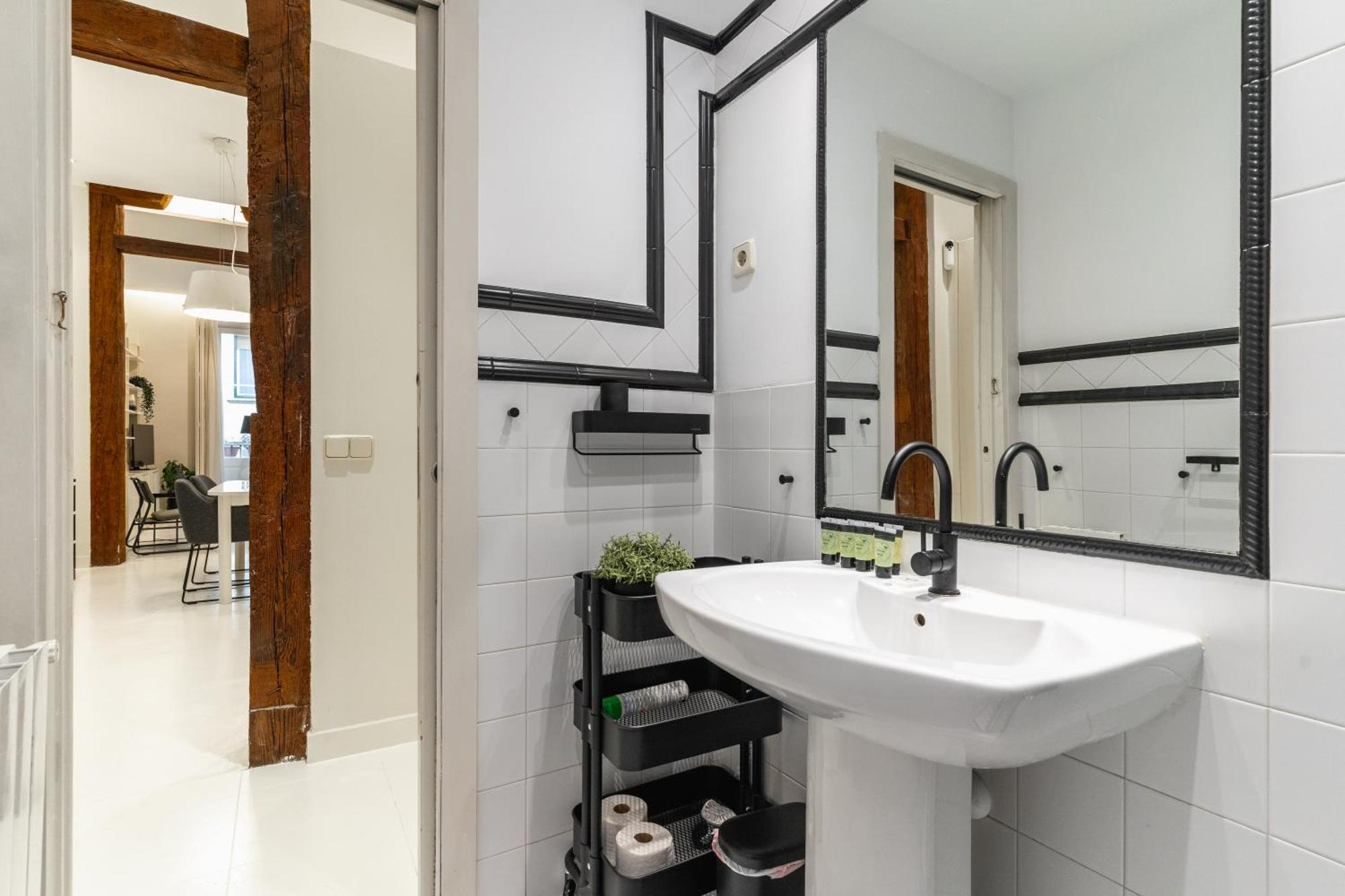 Spacious Modern-3Bedrooms 2Bathrooms-Plaza Mayor Madrid Eksteriør billede