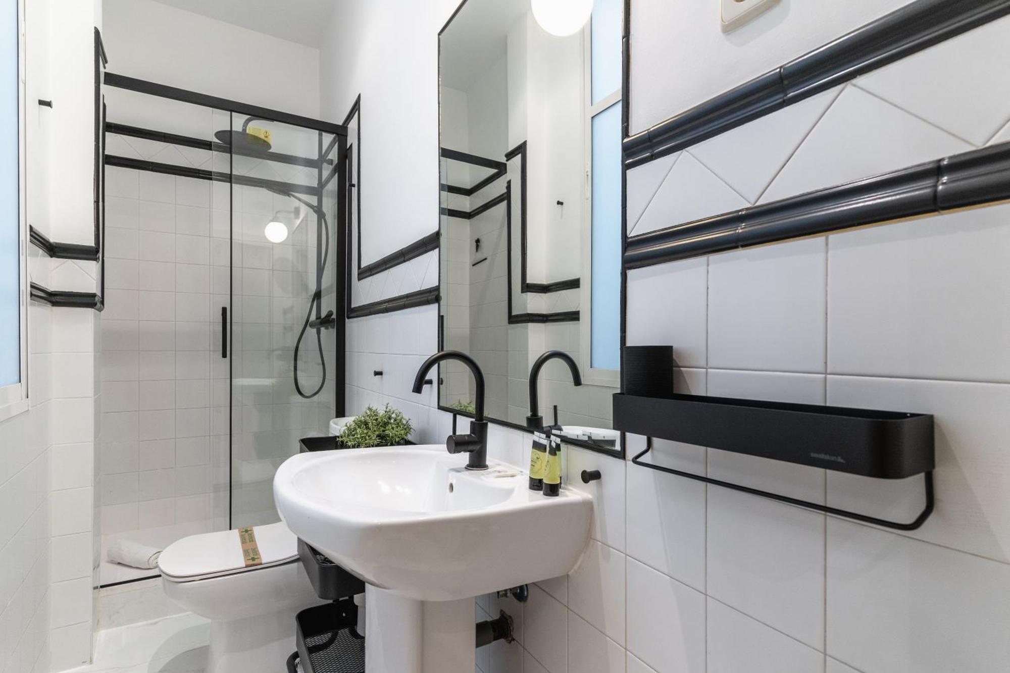 Spacious Modern-3Bedrooms 2Bathrooms-Plaza Mayor Madrid Eksteriør billede